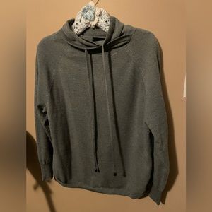 Cynthia Rowley, grey XL wool sweater.